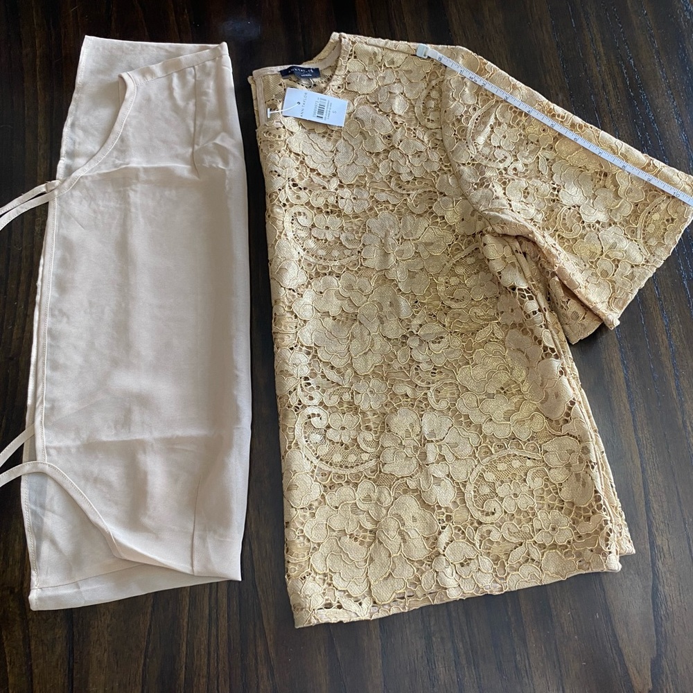 Ann Taylor Gold Lace Blouse size S NWT - Picture 9 of 12